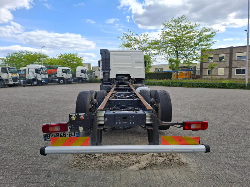 Volvo FM13-420 / VEB+ / LIFT+LENKACHSE / INLINER / AIRCO / AUTOMATIC / EURO-5 / 2011 - Kamion sa golom šasijom i zatvorenom kabinom: slika 4 Volvo FM13-420 / VEB+ / LIFT+LENKACHSE / INLINER / AIRCO / AUTOMATIC / EURO-5 / 2011 - Kamion sa golom šasijom i zatvorenom kabinom: slika 4