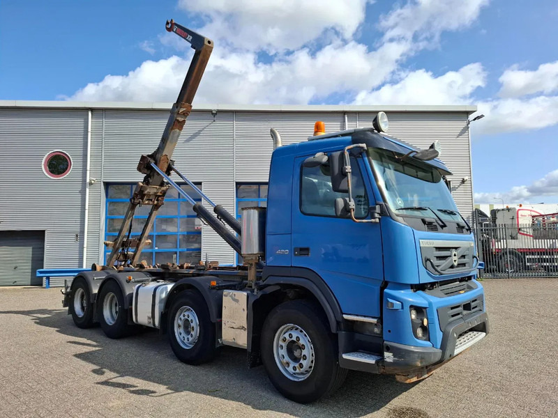 Volvo FMX 13-420 / 8X2 / HIAB 24 TON HOOK / VEB+ / ONLY:387622KM / AIRCO / AUTOMATIC / EURO-5 / 2011 - Kamion sa hidrauličnom kukom: slika 5 Volvo FMX 13-420 / 8X2 / HIAB 24 TON HOOK / VEB+ / ONLY:387622KM / AIRCO / AUTOMATIC / EURO-5 / 2011 - Kamion sa hidrauličnom kukom: slika 5