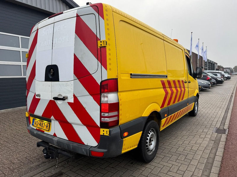 Mercedes-Benz Sprinter 316, Like new, BF3 Begleit- Escort- Convoi execptionnel, L2/H1 - Furgon: slika 3 Mercedes-Benz Sprinter 316, Like new, BF3 Begleit- Escort- Convoi execptionnel, L2/H1 - Furgon: slika 3