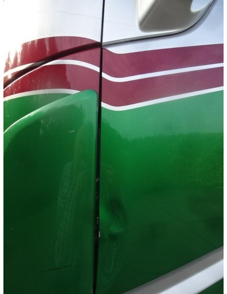 Volvo FH460 Loglift 125Z Crane Alu.Box ( Kran Kraan Grua ) - Kamion sa dizalicom: slika 3 Volvo FH460 Loglift 125Z Crane Alu.Box ( Kran Kraan Grua ) - Kamion sa dizalicom: slika 3