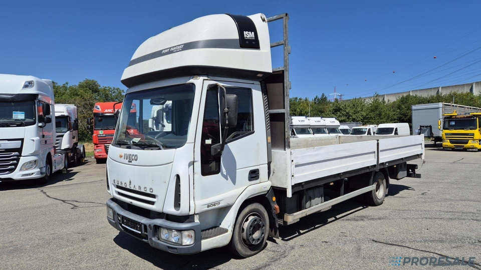 IVECO EUROCARGO ML 80E17 - valník - Kamion sa tovarnim sandukom: slika 2 IVECO EUROCARGO ML 80E17 - valník - Kamion sa tovarnim sandukom: slika 2