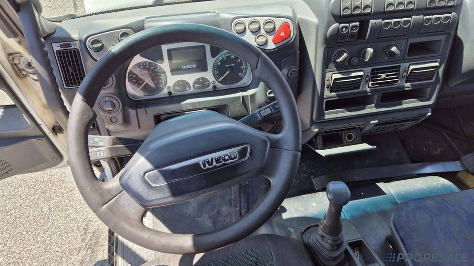 IVECO EUROCARGO ML 80E17 - valník - Kamion sa tovarnim sandukom: slika 5 IVECO EUROCARGO ML 80E17 - valník - Kamion sa tovarnim sandukom: slika 5