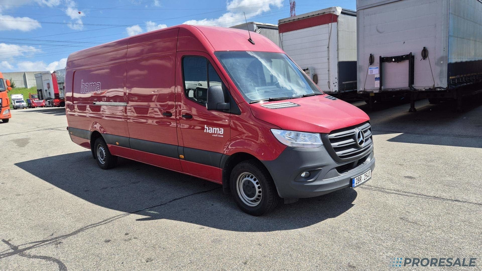 MERCEDES-BENZ SPRINTER 319 3,0 CDi 140 kW - Furgon: slika 1 MERCEDES-BENZ SPRINTER 319 3,0 CDi 140 kW - Furgon: slika 1