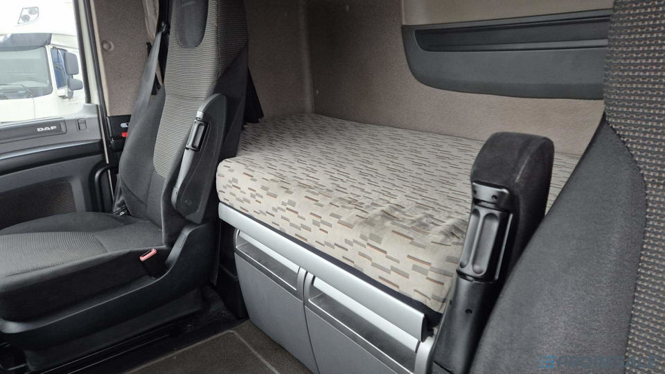 DAF XF 460 FT LOW DECK SSC EURO 6 - Tegljač: slika 5 DAF XF 460 FT LOW DECK SSC EURO 6 - Tegljač: slika 5