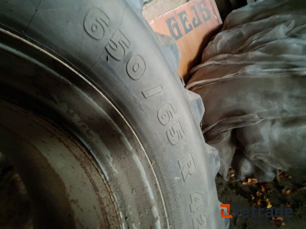 2 tvillingehjul fra Michelin 650/65 R42 M 108 - Građevinska oprema: slika 3 2 tvillingehjul fra Michelin 650/65 R42 M 108 - Građevinska oprema: slika 3