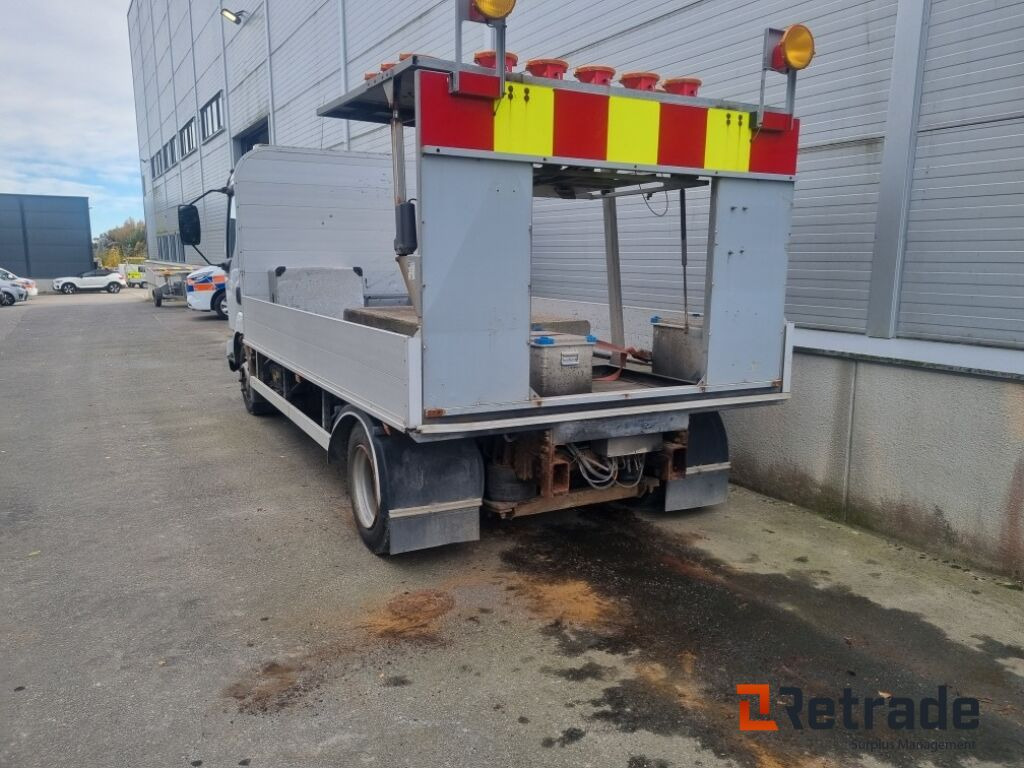 2003 lastebil RENAULT 180.08 (Rep objekt) - Kamion sa tovarnim sandukom: slika 2 2003 lastebil RENAULT 180.08 (Rep objekt) - Kamion sa tovarnim sandukom: slika 2