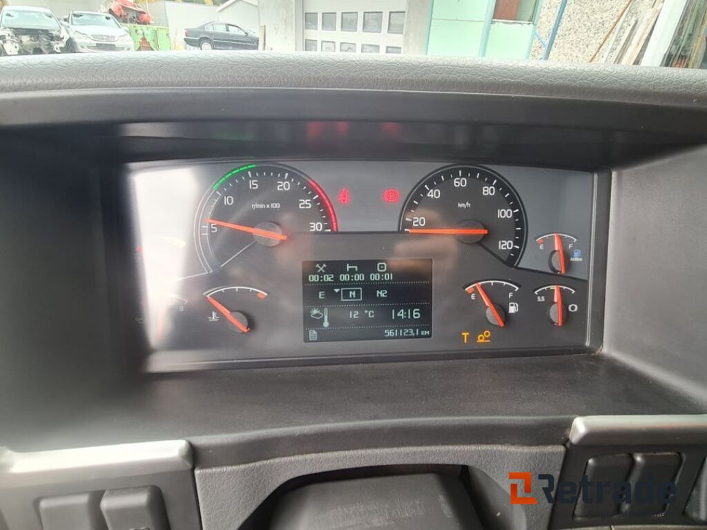 Kamion sa tovarnim sandukom, Kamion sa dizalicom 2010mod. VOLVO FM 400HK: slika 16 Kamion sa tovarnim sandukom, Kamion sa dizalicom 2010mod. VOLVO FM 400HK: slika 16