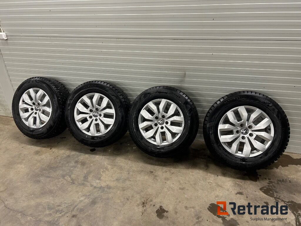 Däck Kumho Wintercraft SUV WS3 Till VW Amarok - Građevinska oprema: slika 1 Däck Kumho Wintercraft SUV WS3 Till VW Amarok - Građevinska oprema: slika 1