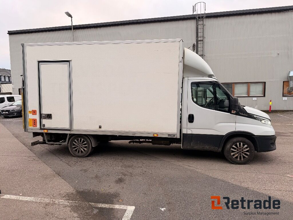 Skapbil IVECO 35S16 (parkert i Oslo) - Druga mašina: slika 4 Skapbil IVECO 35S16 (parkert i Oslo) - Druga mašina: slika 4
