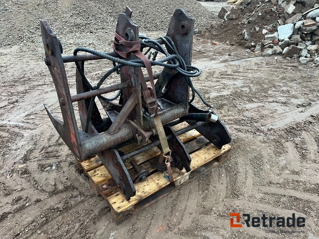 Forskelligt udstyr Overfald Dobbelt overfald til skolv - Kuka: slika 1 Forskelligt udstyr Overfald Dobbelt overfald til skolv - Kuka: slika 1