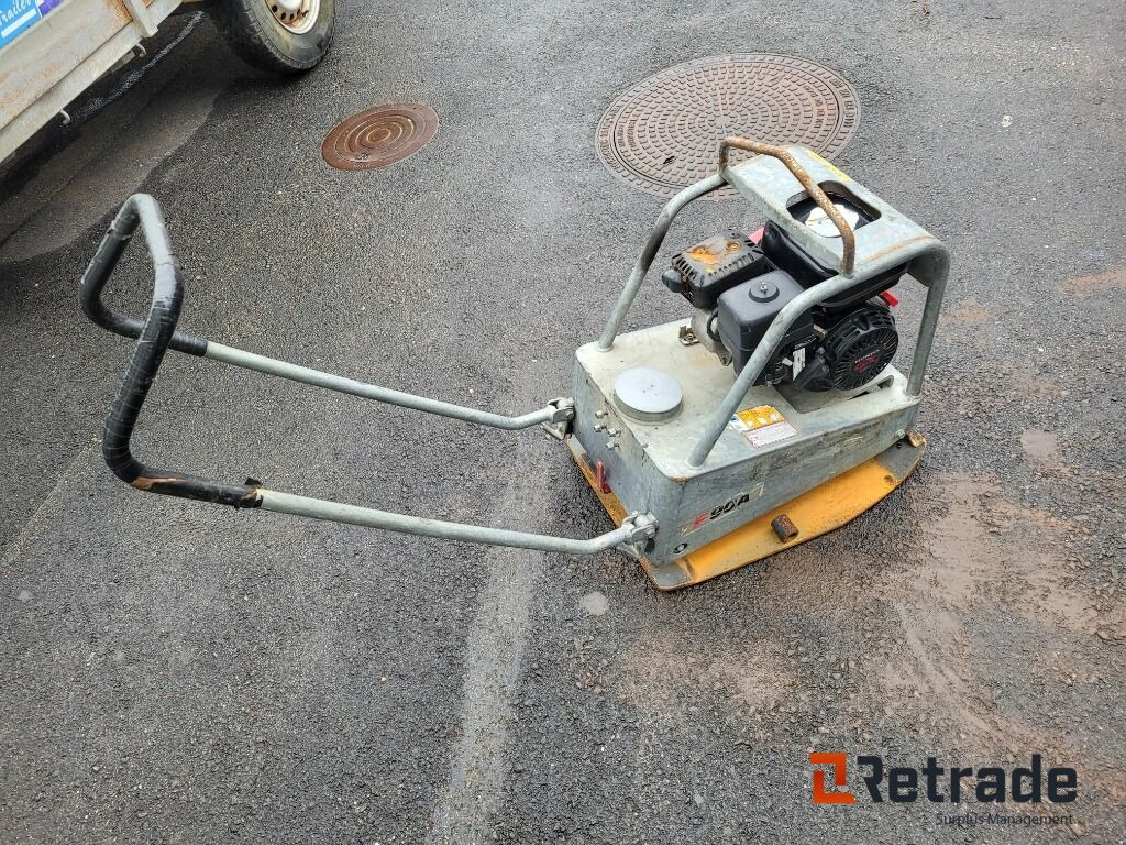 Markvibrator vibroplatta Swepac F90A - Građevinska oprema: slika 3 Markvibrator vibroplatta Swepac F90A - Građevinska oprema: slika 3