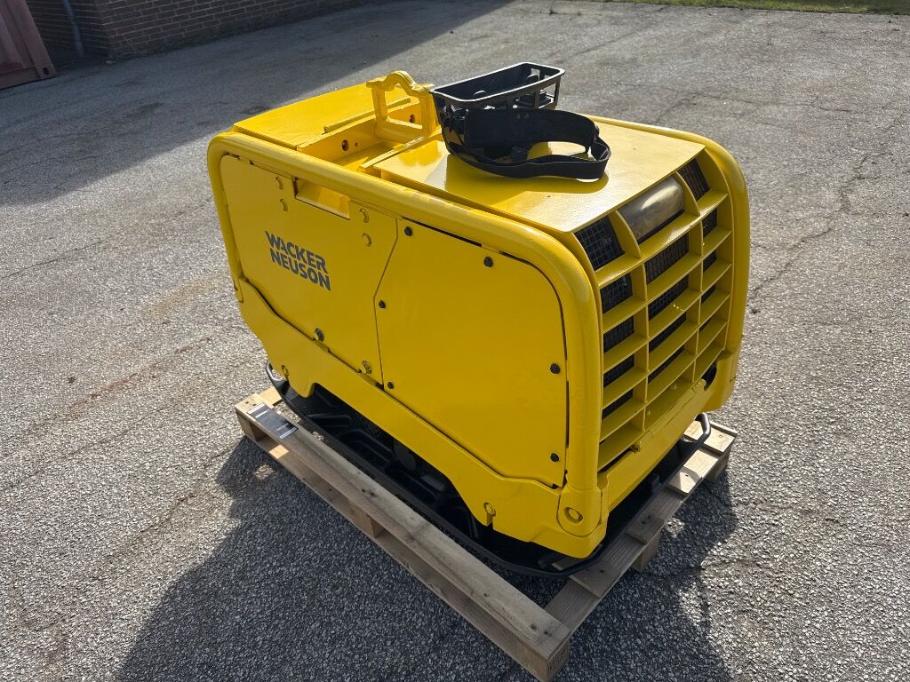 Pladevibrator Wacker Neuson Dpu80 R Remote - Vibraciona ploča: slika 4 Pladevibrator Wacker Neuson Dpu80 R Remote - Vibraciona ploča: slika 4