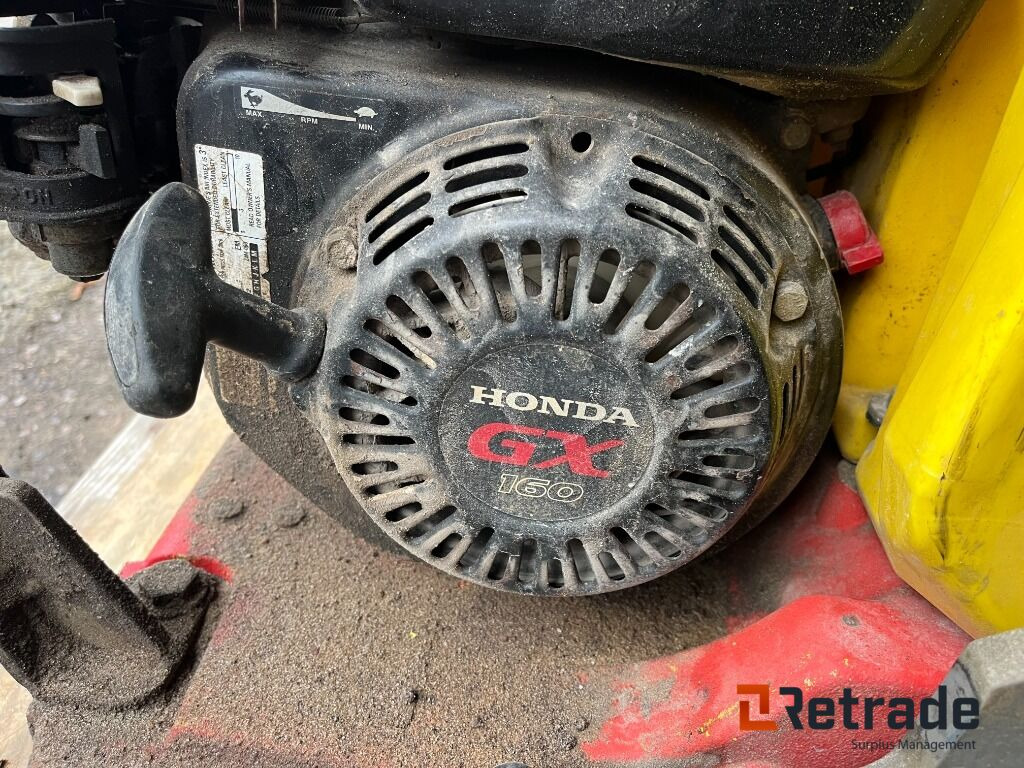 Pladevibrator Wacker/Neuson Plade vibrator - Građevinska oprema: slika 4 Pladevibrator Wacker/Neuson Plade vibrator - Građevinska oprema: slika 4