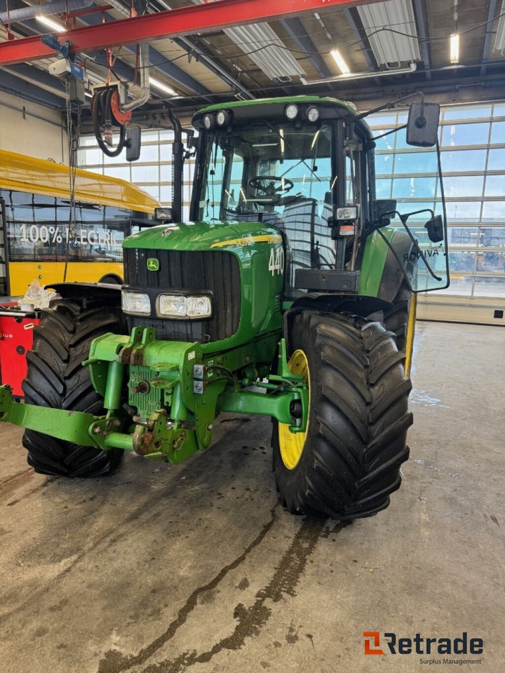 JOHN DEERE 6420S - 7114 timer - 2006 Modell - Poljoprivredna mašina: slika 1 JOHN DEERE 6420S - 7114 timer - 2006 Modell - Poljoprivredna mašina: slika 1