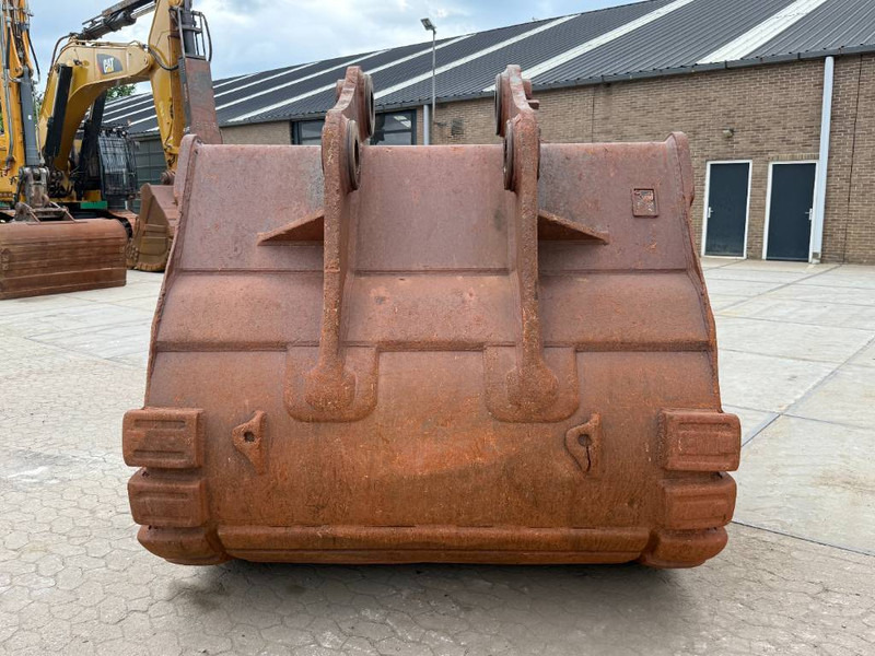 Cat 374 / PC700 Bucket / TOP Condition / Heavy Duty - Kašika za Građevinska mašina: slika 4 Cat 374 / PC700 Bucket / TOP Condition / Heavy Duty - Kašika za Građevinska mašina: slika 4