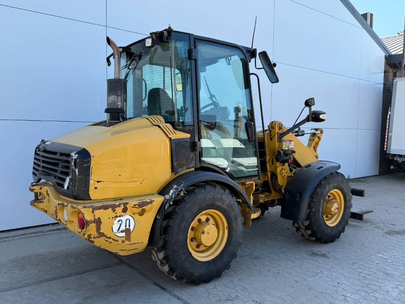 Cat 906H - Automatic Greasing / Quick Coupler - Utovarivač točkaš: slika 5 Cat 906H - Automatic Greasing / Quick Coupler - Utovarivač točkaš: slika 5
