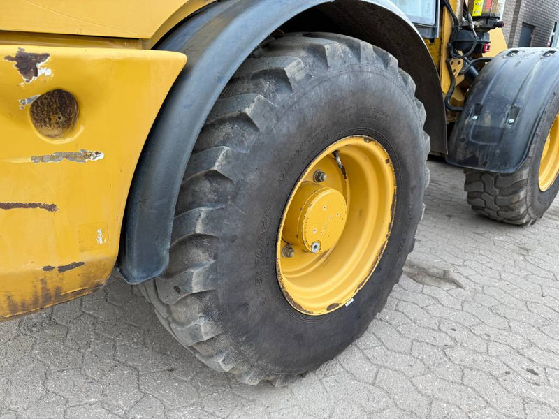 Utovarivač točkaš Cat 908M - German Machine / Quick Coupler: slika 19