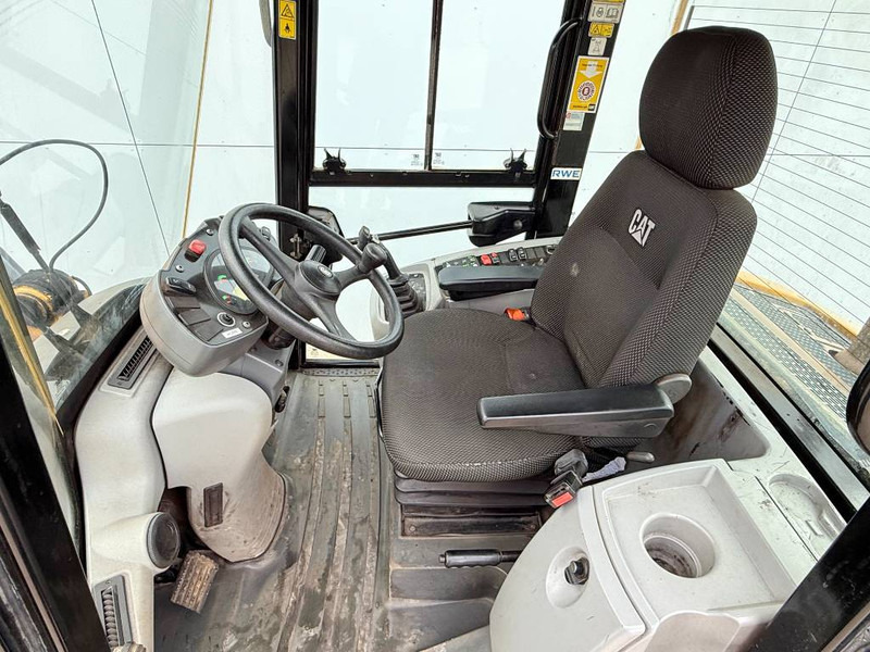 Utovarivač točkaš Cat 908M - German Machine / Quick Coupler: slika 8
