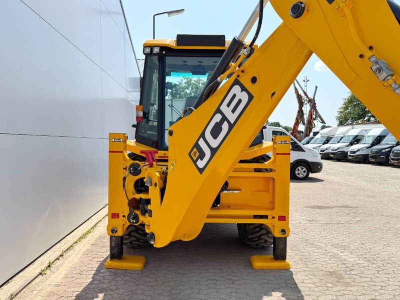 JCB 3DX / 3CX Plus 4WD - New / Unused/ Hammer Lines AC - Bager utovarivač: slika 3 JCB 3DX / 3CX Plus 4WD - New / Unused/ Hammer Lines AC - Bager utovarivač: slika 3