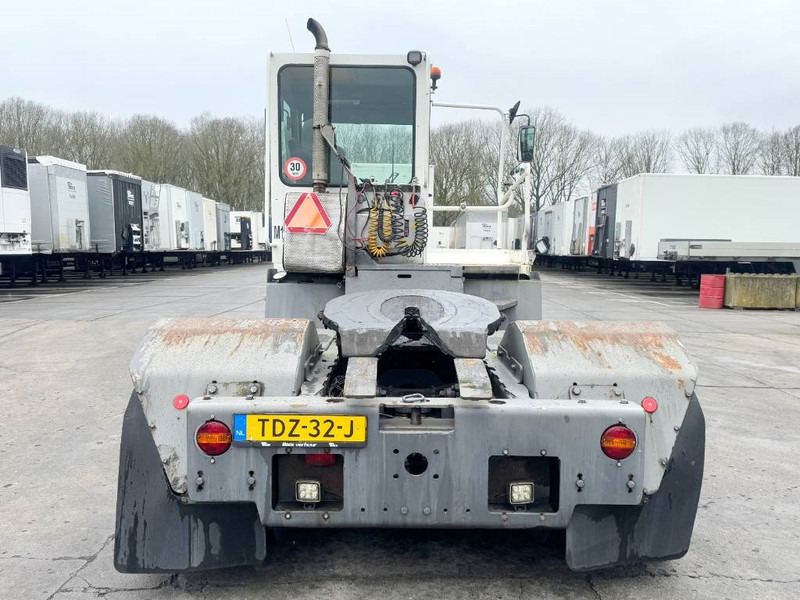 Terberg YT222 - Dutch truck / Automatic / 55t Payload - Terminalni traktor: slika 3 Terberg YT222 - Dutch truck / Automatic / 55t Payload - Terminalni traktor: slika 3