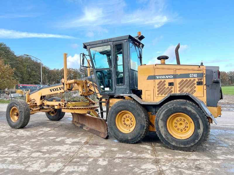 Volvo G740B - Good Working Condition / Multiple Units - Grejder: slika 2 Volvo G740B - Good Working Condition / Multiple Units - Grejder: slika 2