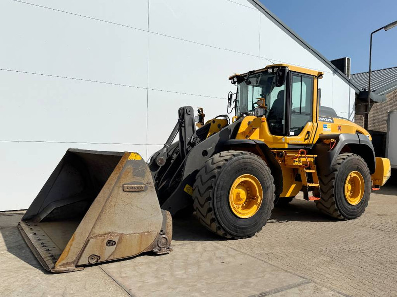 Volvo L110H - German Machine / High-tip Bucket / 3rd Fun - Utovarivač točkaš: slika 3 Volvo L110H - German Machine / High-tip Bucket / 3rd Fun - Utovarivač točkaš: slika 3