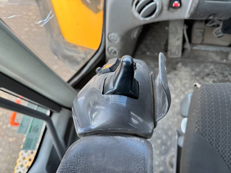 Utovarivač točkaš Volvo L220H - Dutch Machine / CDC Steering: slika 10 Utovarivač točkaš Volvo L220H - Dutch Machine / CDC Steering: slika 10