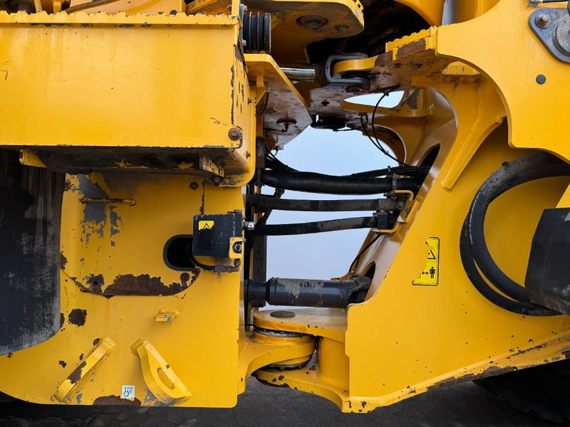 Utovarivač točkaš Volvo L220H - Dutch Machine / CDC Steering: slika 18 Utovarivač točkaš Volvo L220H - Dutch Machine / CDC Steering: slika 18