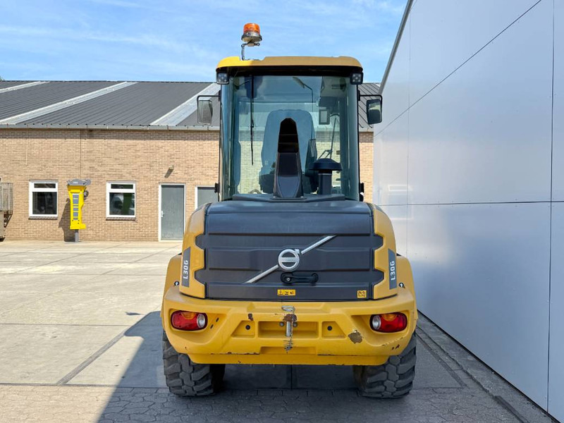 Volvo L30G - German Machine / 3rd Function - Utovarivač točkaš: slika 4 Volvo L30G - German Machine / 3rd Function - Utovarivač točkaš: slika 4
