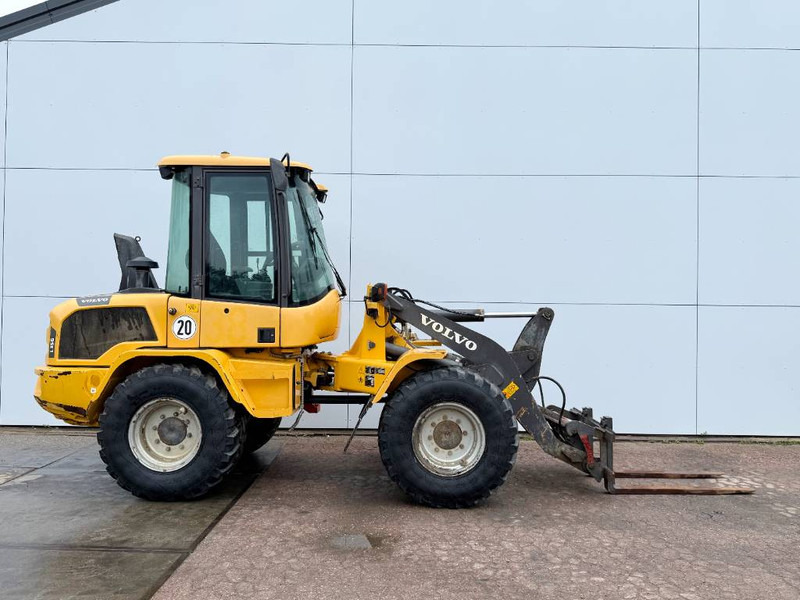 Utovarivač točkaš Volvo L35G - German Machine / Bucket + Forks!: slika 5