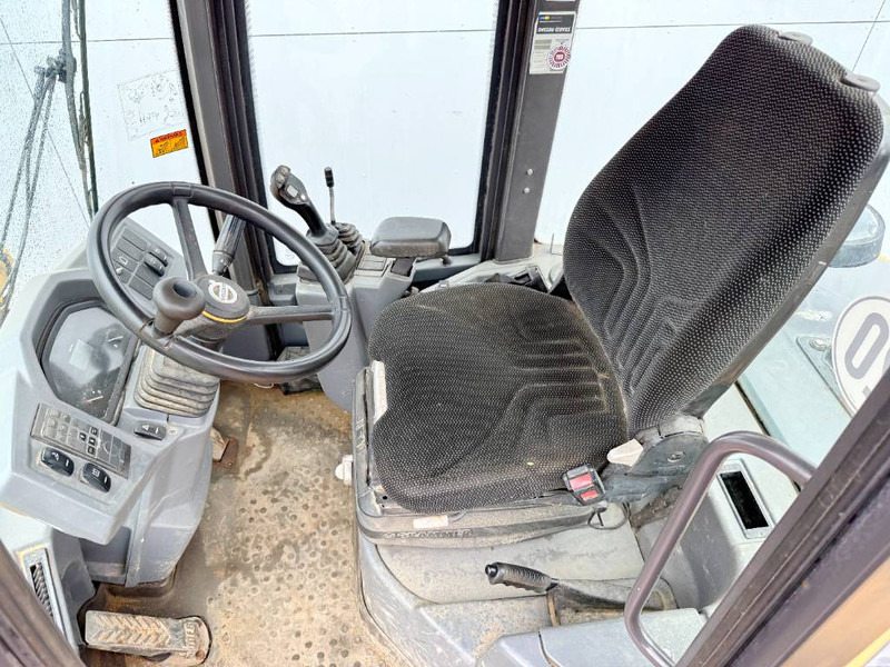 Utovarivač točkaš Volvo L35G - German Machine / Bucket + Forks!: slika 7