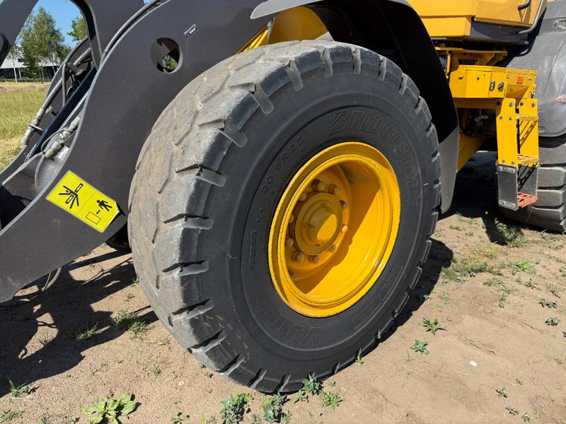 Utovarivač točkaš Volvo L60H - 3rd Function / Automatic Greasing: slika 19