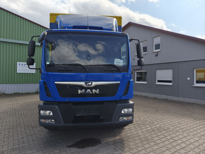 MAN TGM 15.250 - Kamion sa zatvorenim sandukom: slika 3 MAN TGM 15.250 - Kamion sa zatvorenim sandukom: slika 3