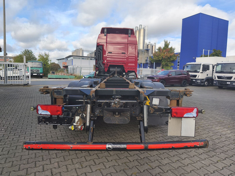 Kamion sa golom šasijom i zatvorenom kabinom MAN TGX 26.500 BDF 6x2 Euro 6 Standard Lift+Lenk (29): slika 8
