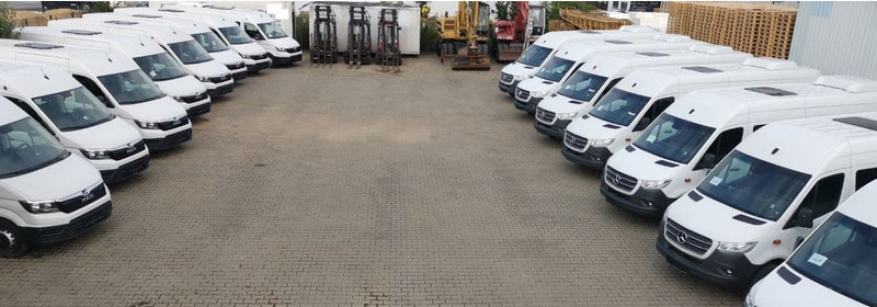 Mercedes-Benz 519 Sprinter AHK - Minibus, Putnički kombi: slika 2 Mercedes-Benz 519 Sprinter AHK - Minibus, Putnički kombi: slika 2