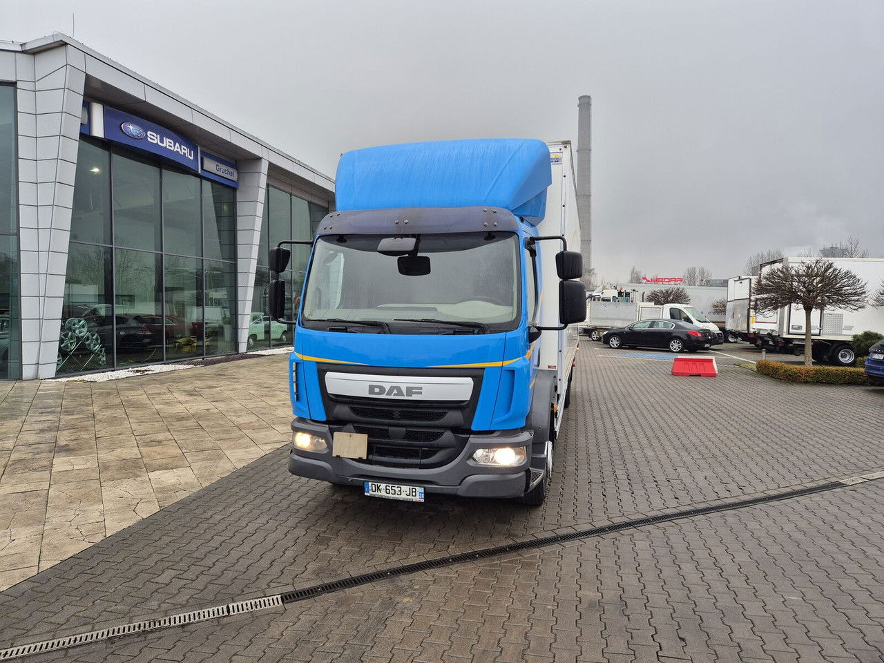 DAF LF 220 DAF LF 220 - Kamion sa zatvorenim sandukom: slika 3 DAF LF 220 DAF LF 220 - Kamion sa zatvorenim sandukom: slika 3