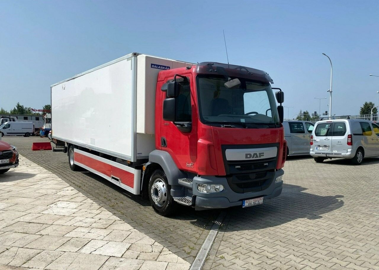 DAF LF 250 LF250I / 1 Owner / Hulsteins / Super Condition - Hladnjača: slika 4 DAF LF 250 LF250I / 1 Owner / Hulsteins / Super Condition - Hladnjača: slika 4