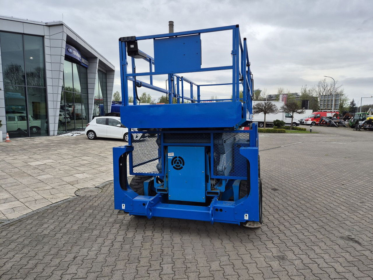 Genie GS 4390 / 15M High / 680KG Load / 1 Owner / Servic ED - Lift u obliku makaza: slika 5 Genie GS 4390 / 15M High / 680KG Load / 1 Owner / Servic ED - Lift u obliku makaza: slika 5