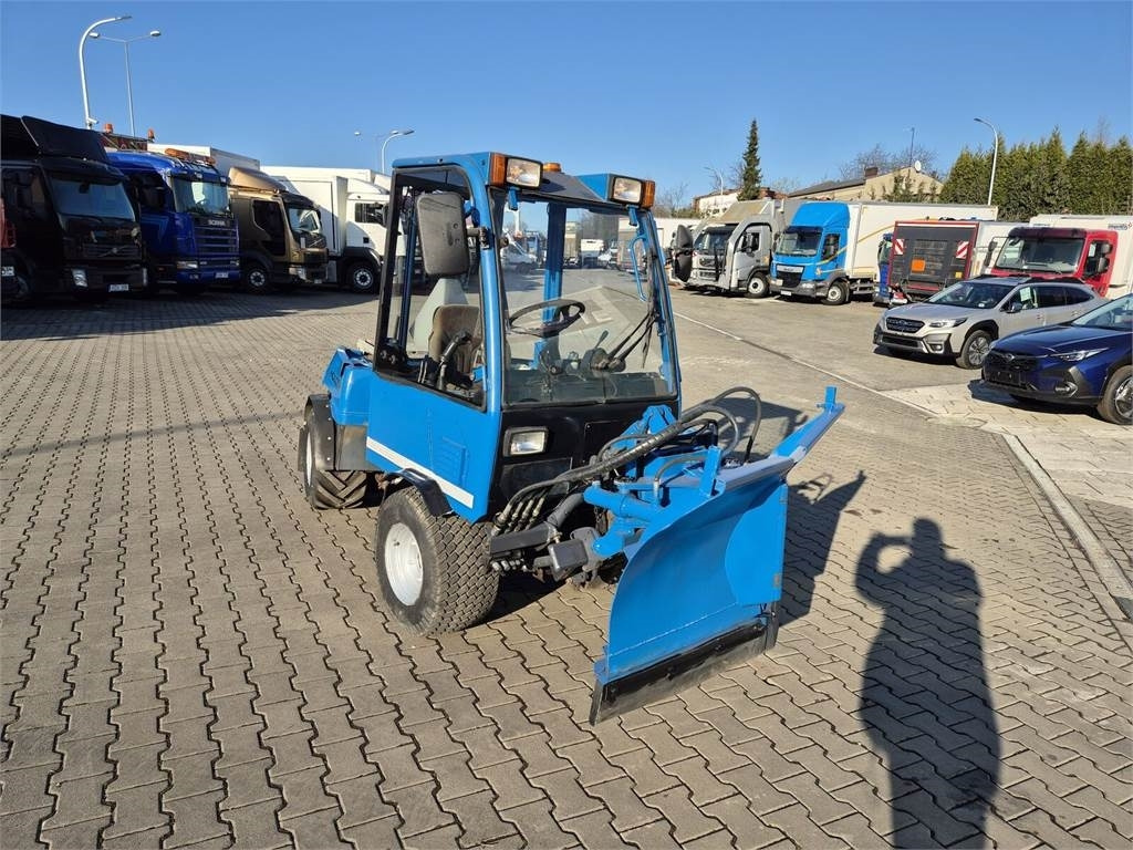Holder C245 4WD / Tool carrier / Snow plow / PTO FRONT AN - Vozilo za čišćenje snega: slika 5 Holder C245 4WD / Tool carrier / Snow plow / PTO FRONT AN - Vozilo za čišćenje snega: slika 5