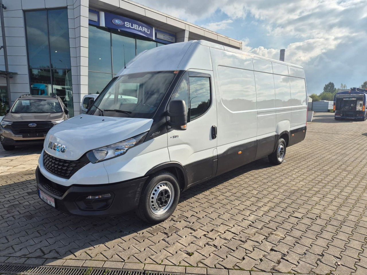 Iveco Daily 35S14 L4H3 - Furgon: slika 1 Iveco Daily 35S14 L4H3 - Furgon: slika 1