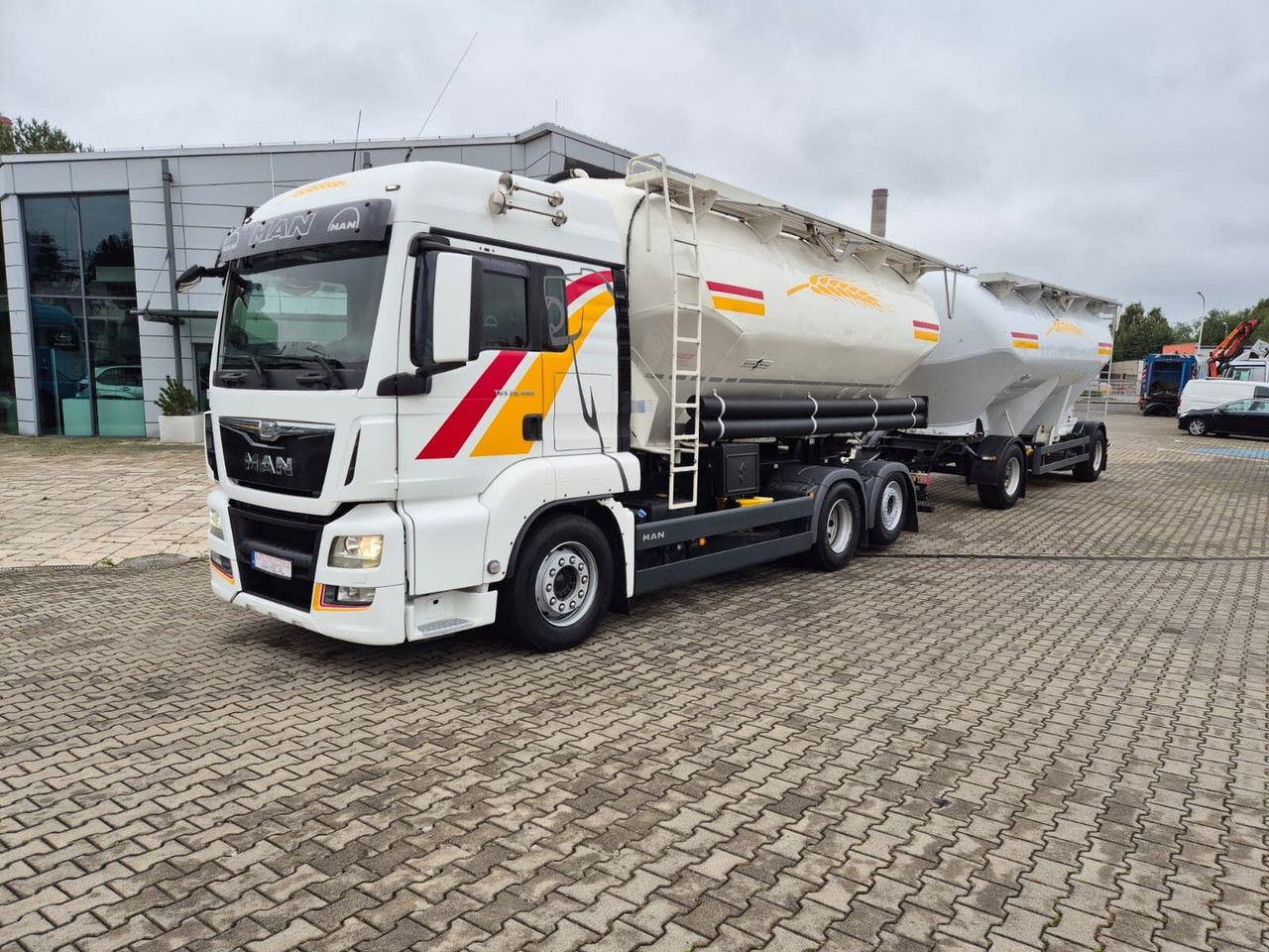 MAN TGS 26.480 Spritzer / 1 Owner /for transporting bulk materials - Kamion: slika 2 MAN TGS 26.480 Spritzer / 1 Owner /for transporting bulk materials - Kamion: slika 2