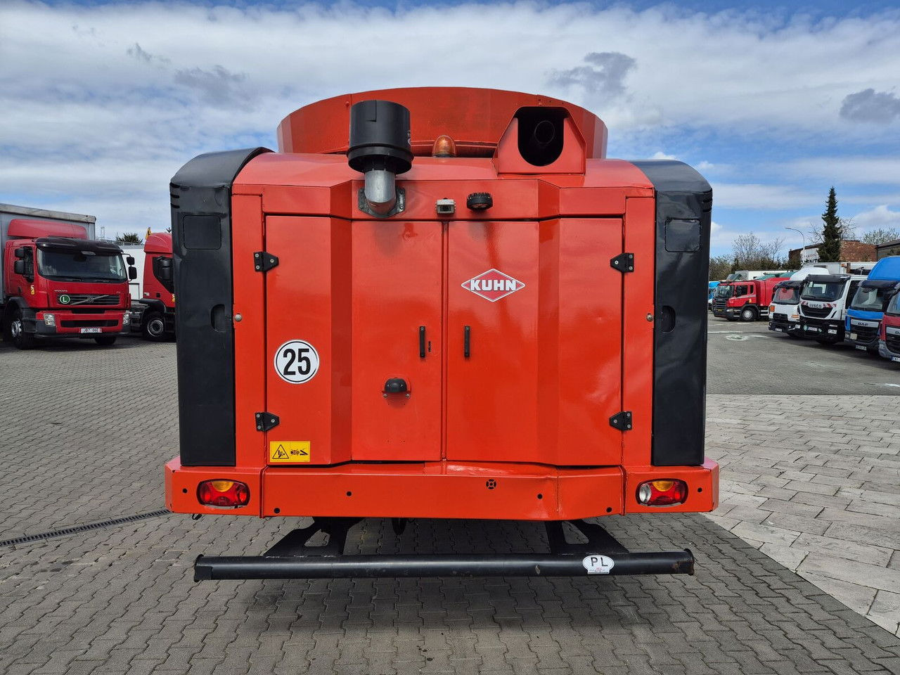 Kuhn SPW 22 Intense /feed wagon/ 1 Owner / NEW Service SPW 22 Intense /feed wago  Kuhn SPW 22 Intense /feed wagon/ 1 Owner / NEW Service SPW 22 Intense /feed wago: slika 11