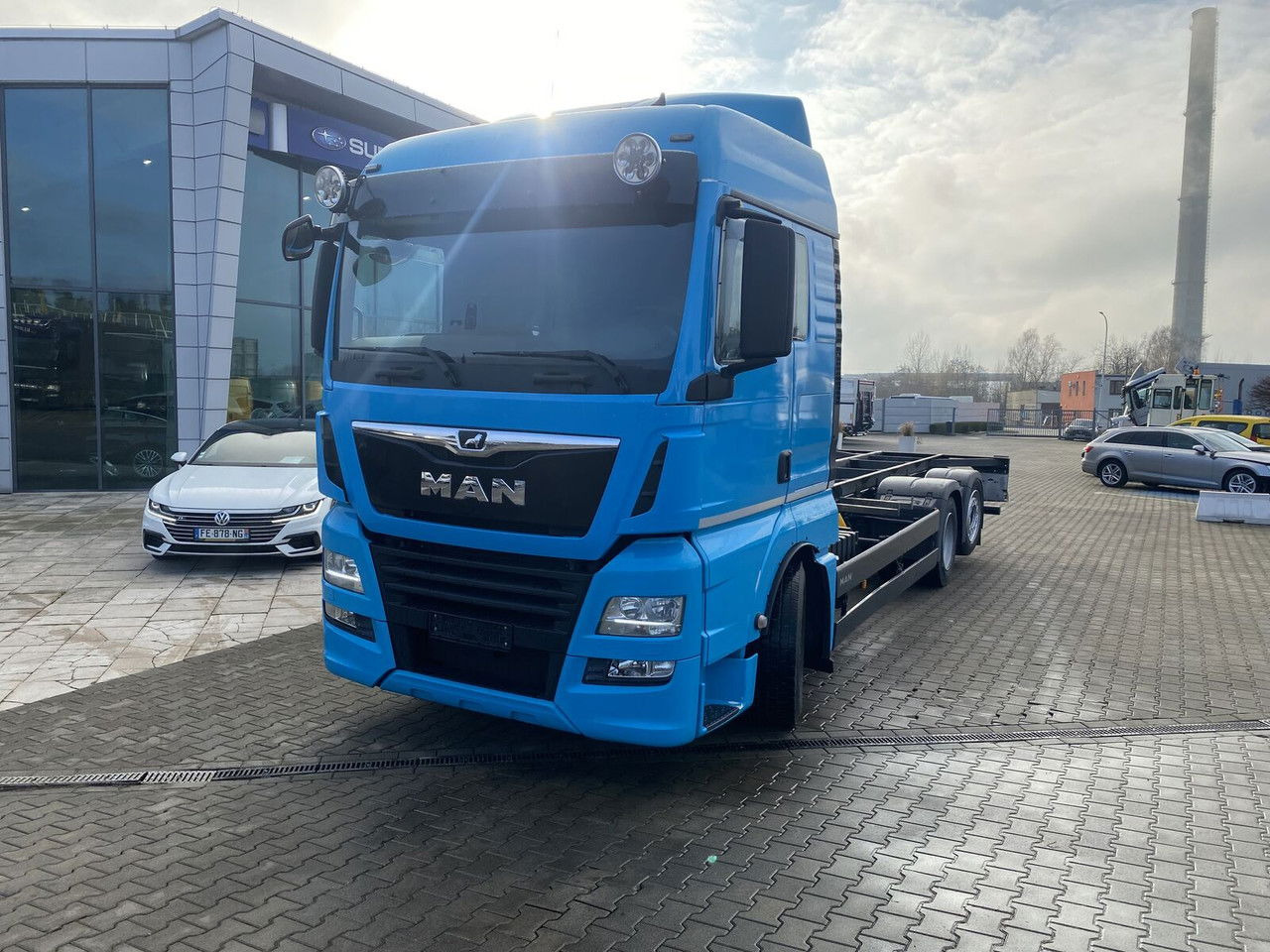 MAN TGX 26.500 NEW Service AT MAN / Frame - Kamion sa golom šasijom i zatvorenom kabinom: slika 2 MAN TGX 26.500 NEW Service AT MAN / Frame - Kamion sa golom šasijom i zatvorenom kabinom: slika 2