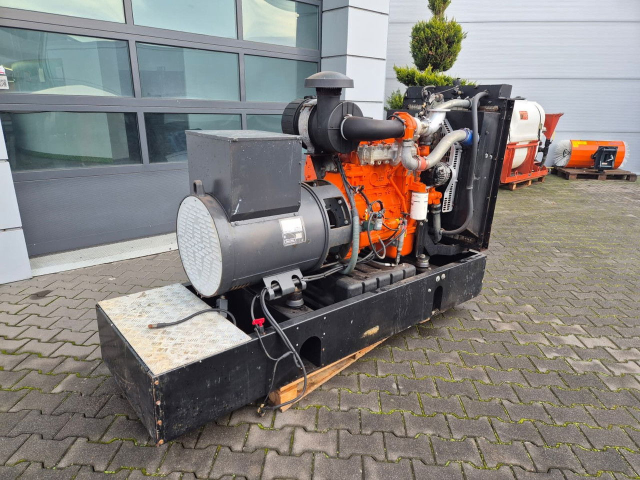 Mecc Alte ECP34 2S4 - FTP Engine,126kVA,New oils, filters, L Mecc Alte ECP34 2S4 - FTP Engine,126kVA,New oils, filters, Like New - Set generatora: slika 4 Mecc Alte ECP34 2S4 - FTP Engine,126kVA,New oils, filters, L Mecc Alte ECP34 2S4 - FTP Engine,126kVA,New oils, filters, Like New - Set generatora: slika 4