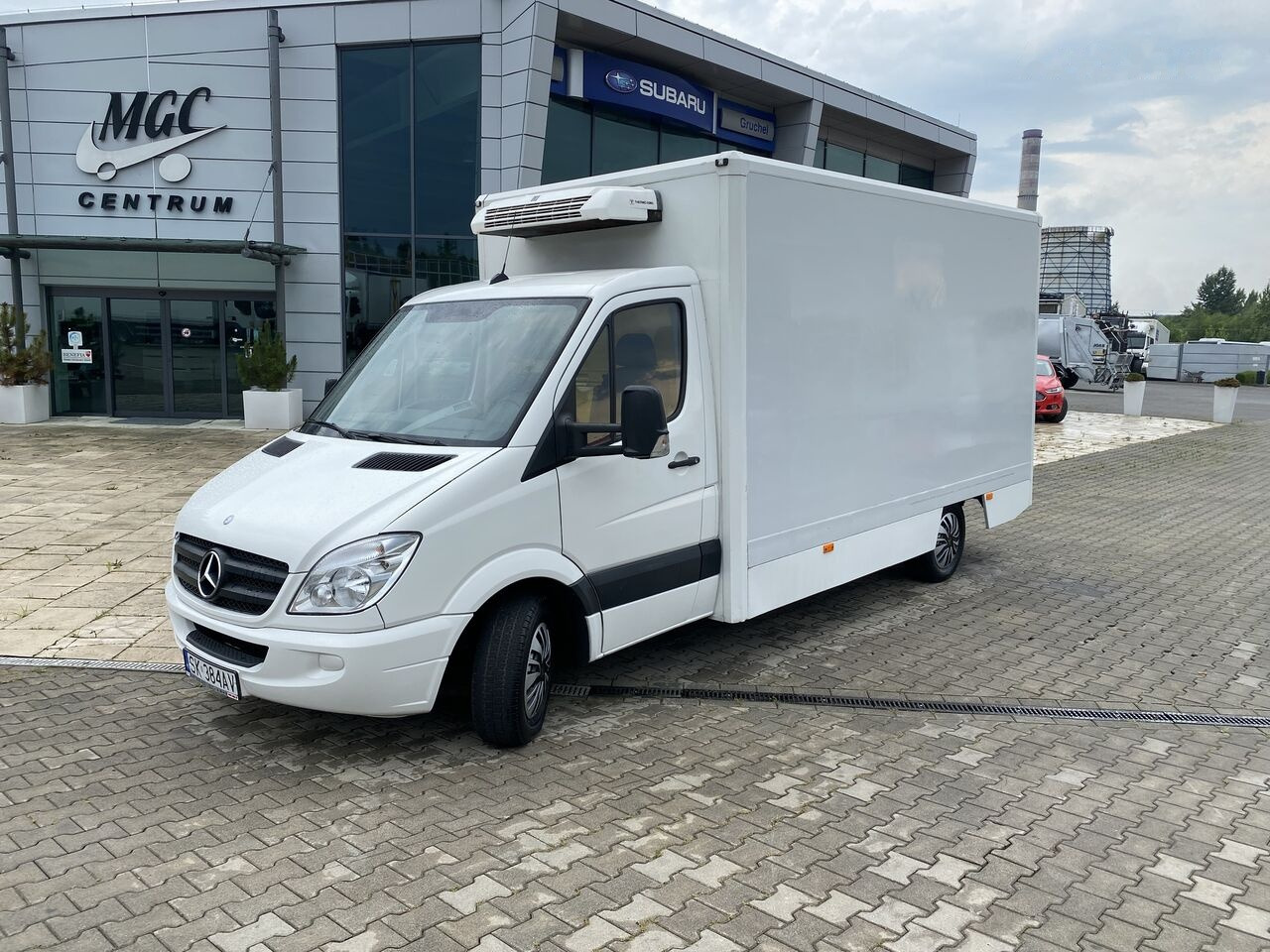Dostavno vozilo sa zatvorenim sandukom, Dostavno vozilo Mercedes-Benz Sprinter 310 CDi / IZOTERM / CAMPER BASE / NO ACCIDENT / WORKS G: slika 1