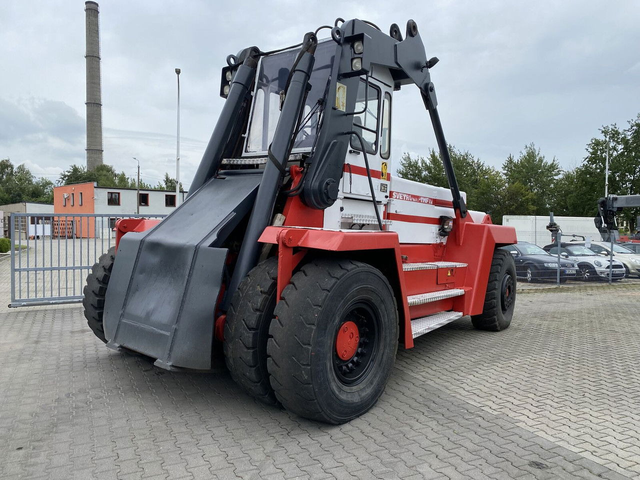 SVETRUCK TMF 12/9 HB / 1 Owner / Elme Spreader / Wood LOG A RM - Dizalica za kontejnere: slika 4 SVETRUCK TMF 12/9 HB / 1 Owner / Elme Spreader / Wood LOG A RM - Dizalica za kontejnere: slika 4