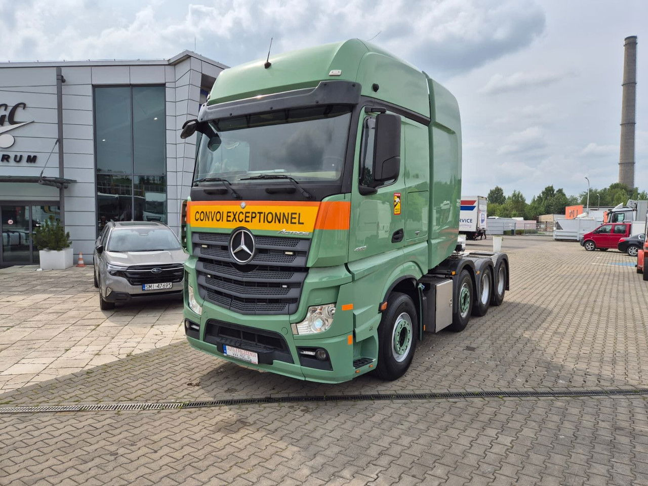 Mercedes-Benz Actros 4163 8X4 / 1 Owner / LOW KM / Super Condition - Tegljač: slika 2 Mercedes-Benz Actros 4163 8X4 / 1 Owner / LOW KM / Super Condition - Tegljač: slika 2