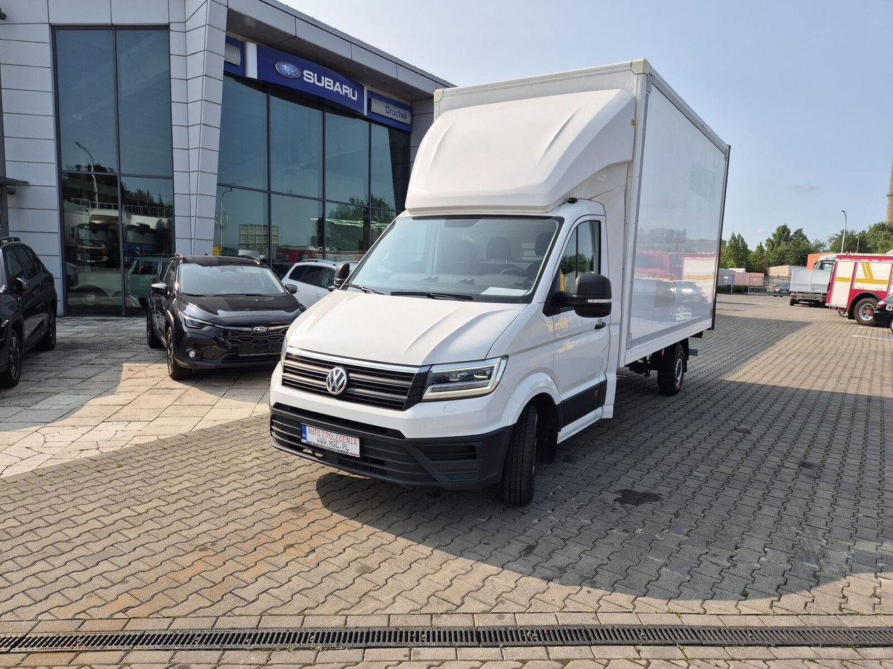 VOLKSWAGEN Crafter 2.0 TDI 177HP / High Container / Lift 750KG / Super Cond - Dostavno vozilo sa zatvorenim sandukom: slika 4 VOLKSWAGEN Crafter 2.0 TDI 177HP / High Container / Lift 750KG / Super Cond - Dostavno vozilo sa zatvorenim sandukom: slika 4