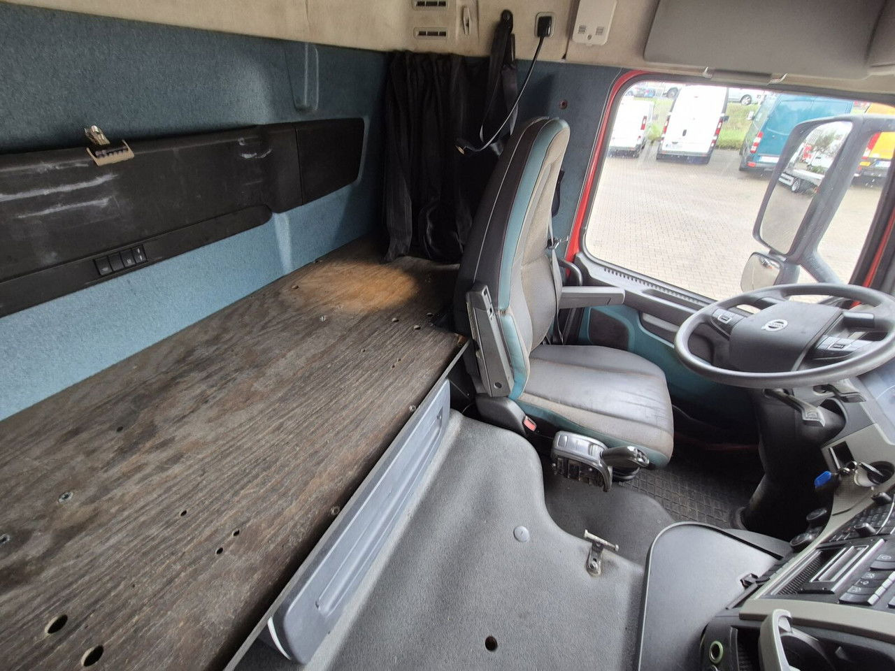 Volvo FM 330 Webasto / HDS Hiab / 1 Owner  Volvo FM 330 Webasto / HDS Hiab / 1 Owner: slika 30