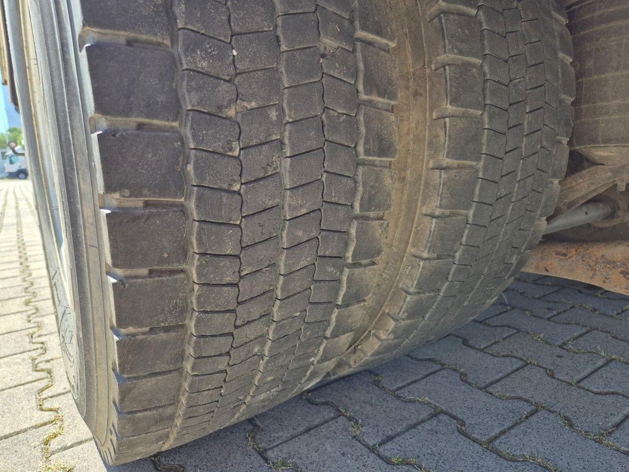 Kamion sa tovarnim sandukom Volvo FM 420 1 Owner / Cheap/ After service: slika 17